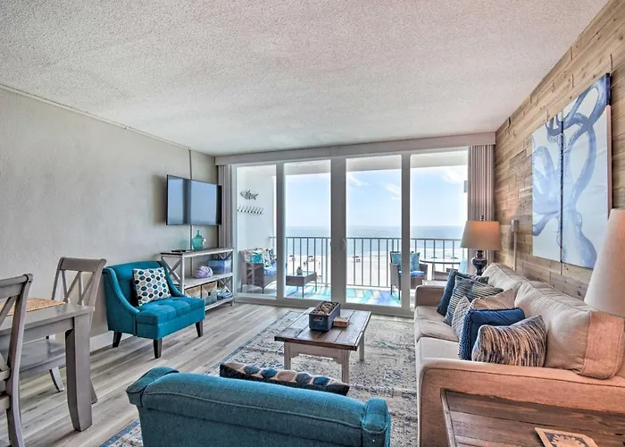 Holiday home Bright Beachfront W/ Pool Access Gulf Shores
