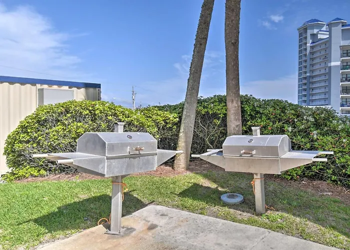 Bright Beachfront W/ Pool Access * Gulf Shores