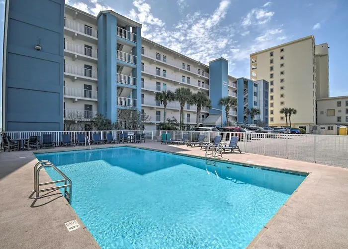 Bright Beachfront W/ Pool Access Gulf Shores